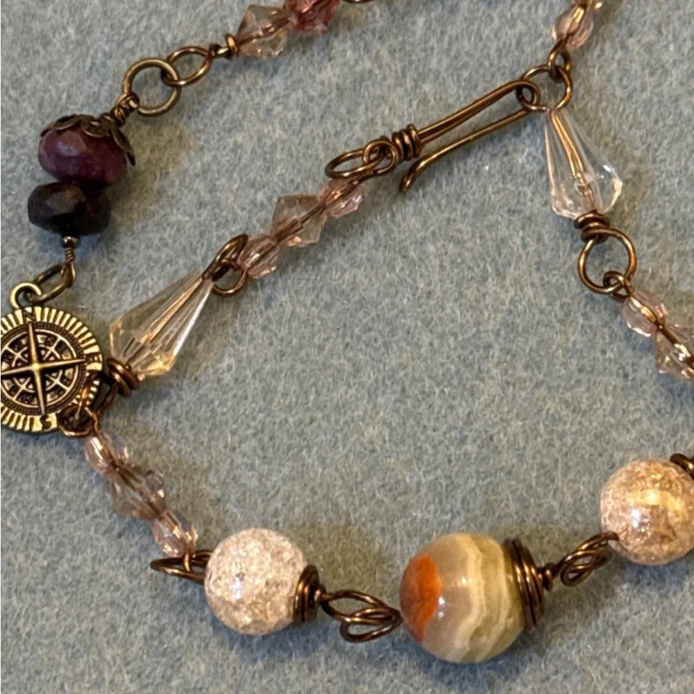 Jewelry findings of Gold, Silver and Bronze Wire Hook Clasps - Picture 5 of 7